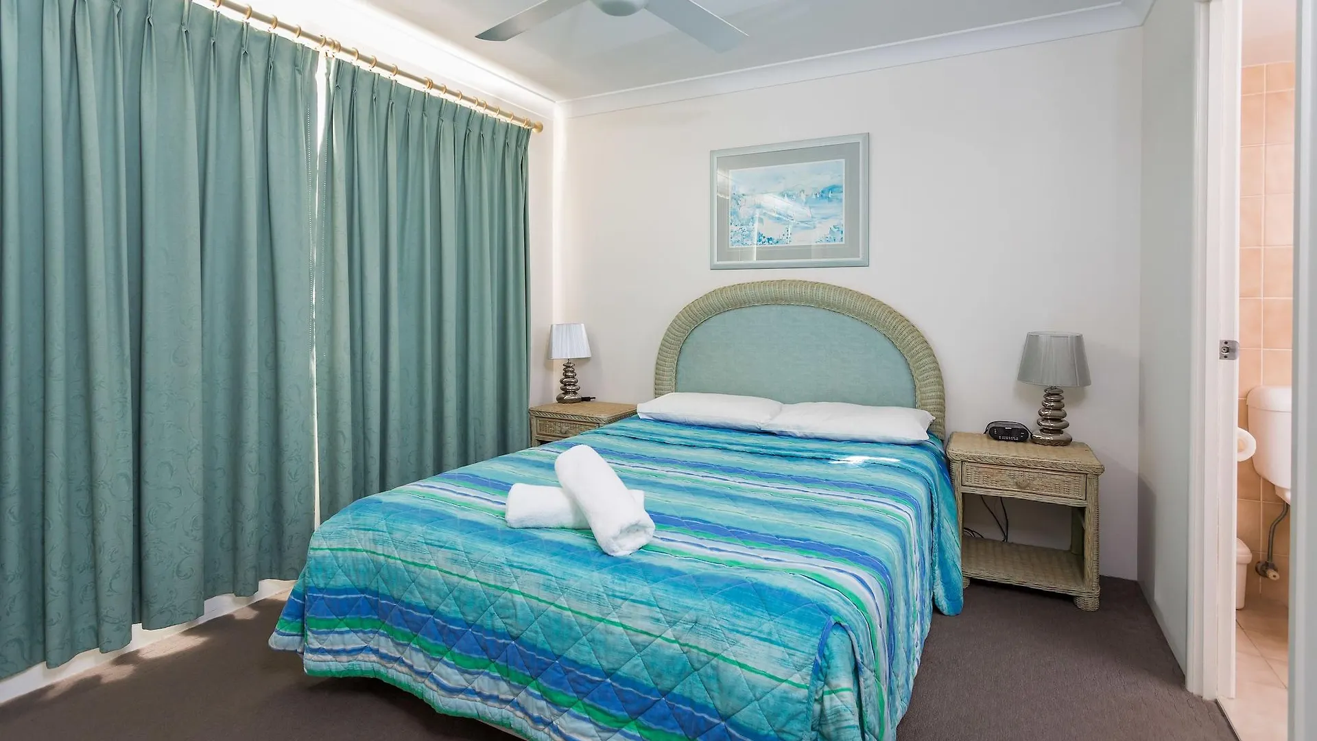 *** Aparthotel Burleigh Point Holiday Apartments Gold Coast Austrálie