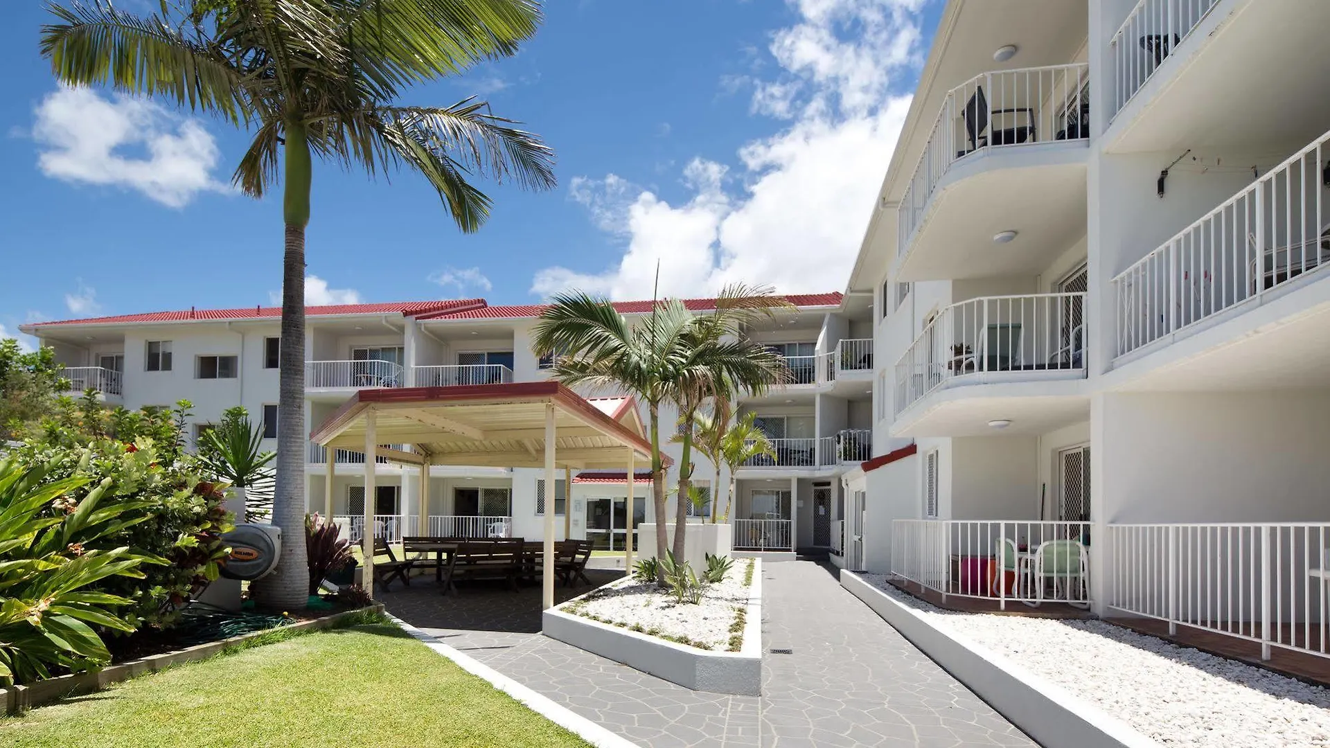Aparthotel Burleigh Point Holiday Apartments Gold Coast